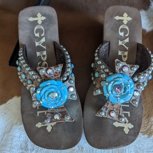 Gypsy Soule wedge flip flops